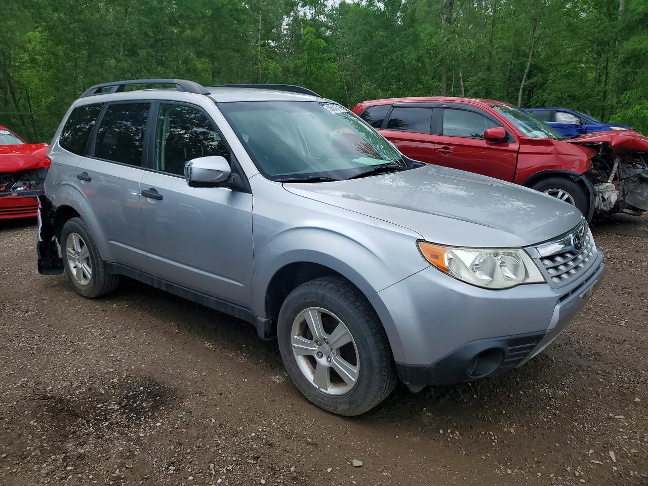 2013 Subaru Forester 2.5x Silver vin: JF2SHCBC9DH428930