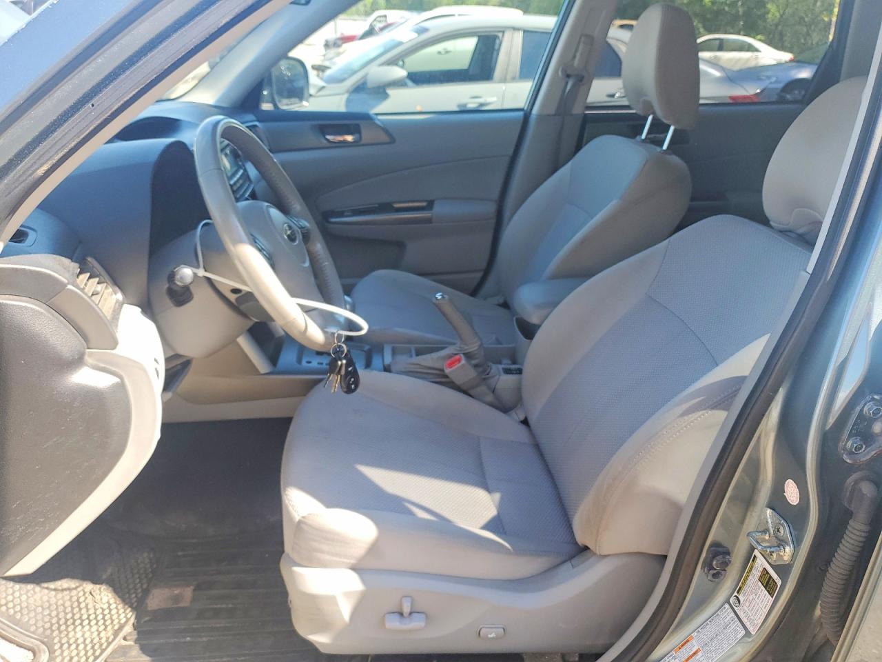 2011 Subaru Forester 2.5x Premium Blue vin: JF2SHCDC1BH721635