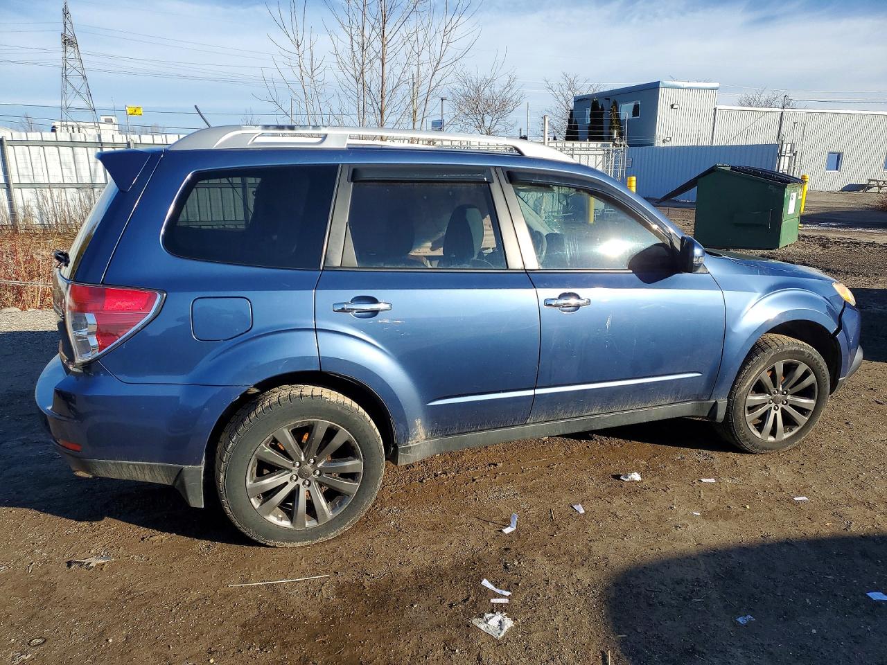 2013 Subaru Forester 2.5x Premium Blue vin: JF2SHCDC3DH406029