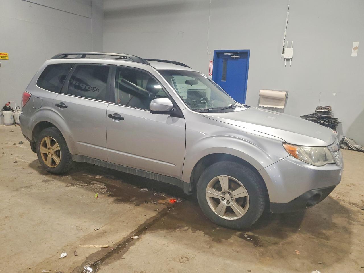 2012 Subaru Forester 2.5x Silver vin: JF2SHEBC6CH404059