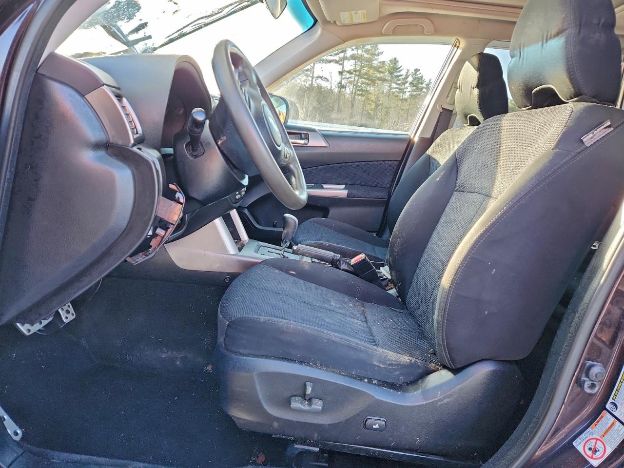 2013 Subaru Forester 2.5x Burgundy vin: JF2SHGAC0DH417694