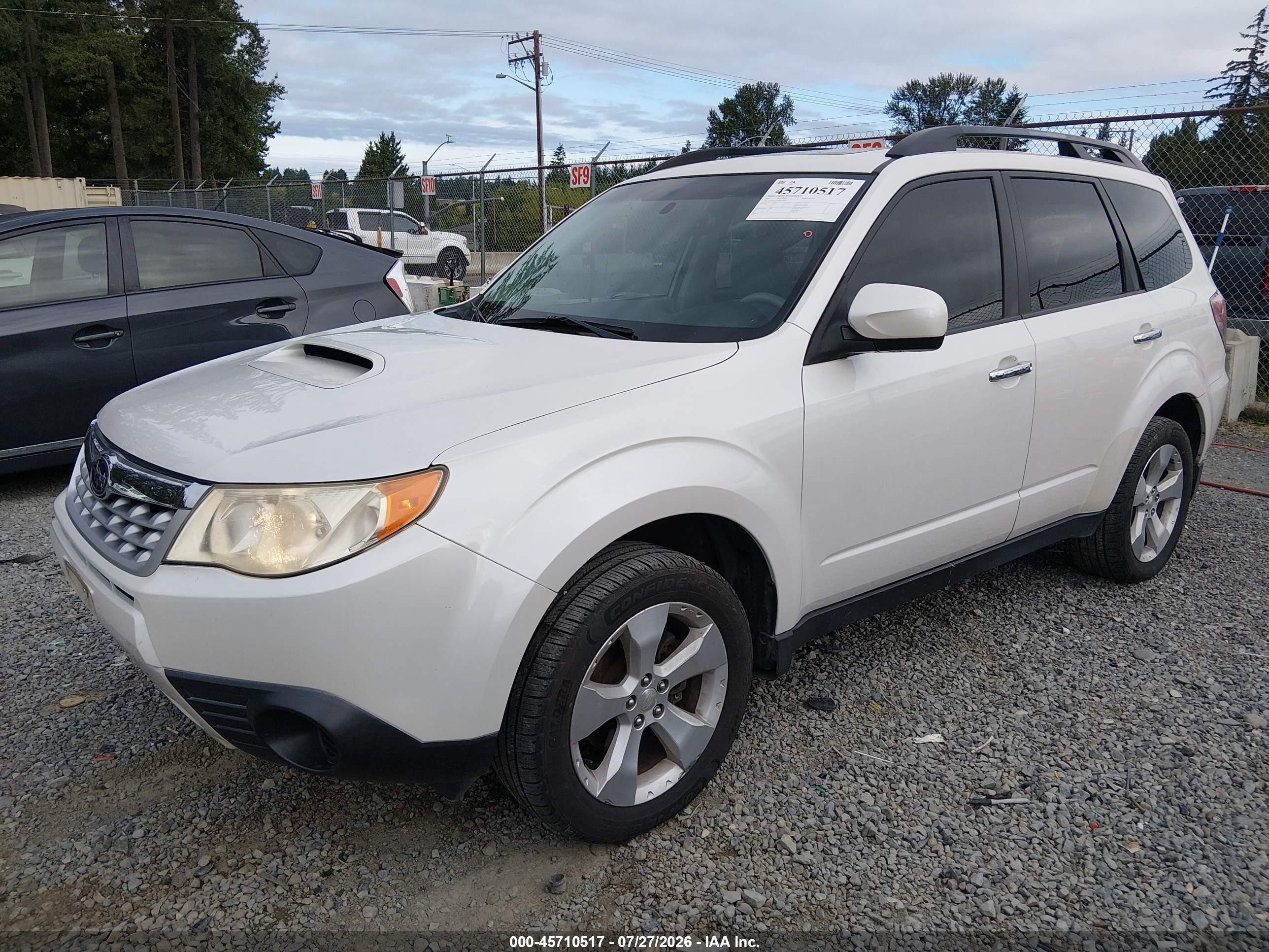 2011 Subaru Forester 2.5xt Premium White vin: JF2SHGAC5BH729216