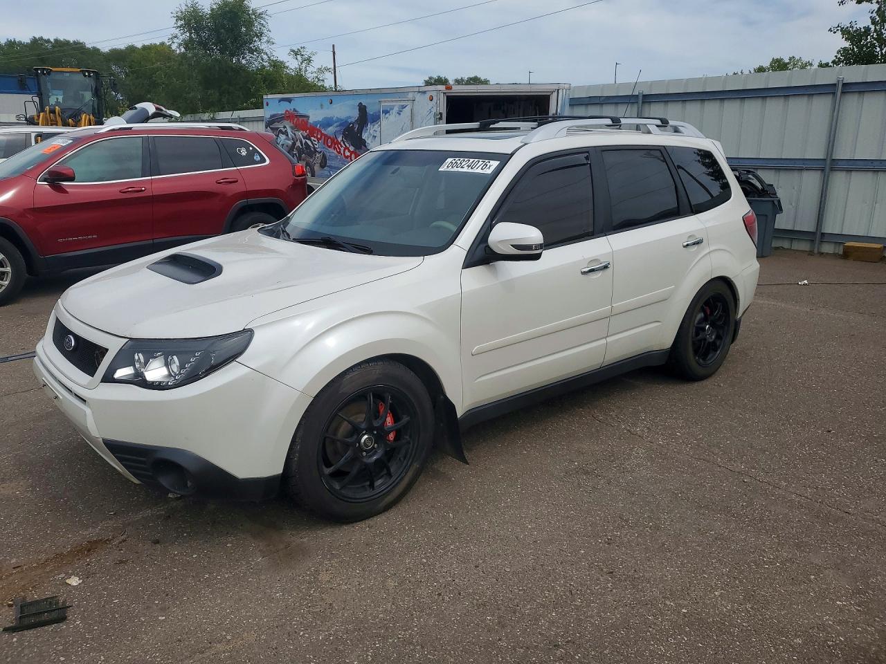 2013 Subaru Forester Touring White vin: JF2SHGGC1DH430929