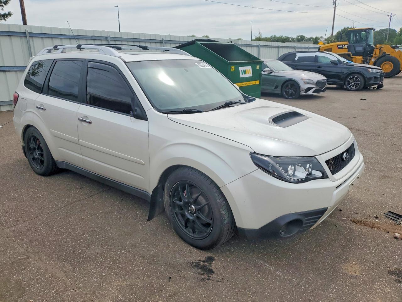 2013 Subaru Forester Touring Белый vin: JF2SHGGC1DH430929