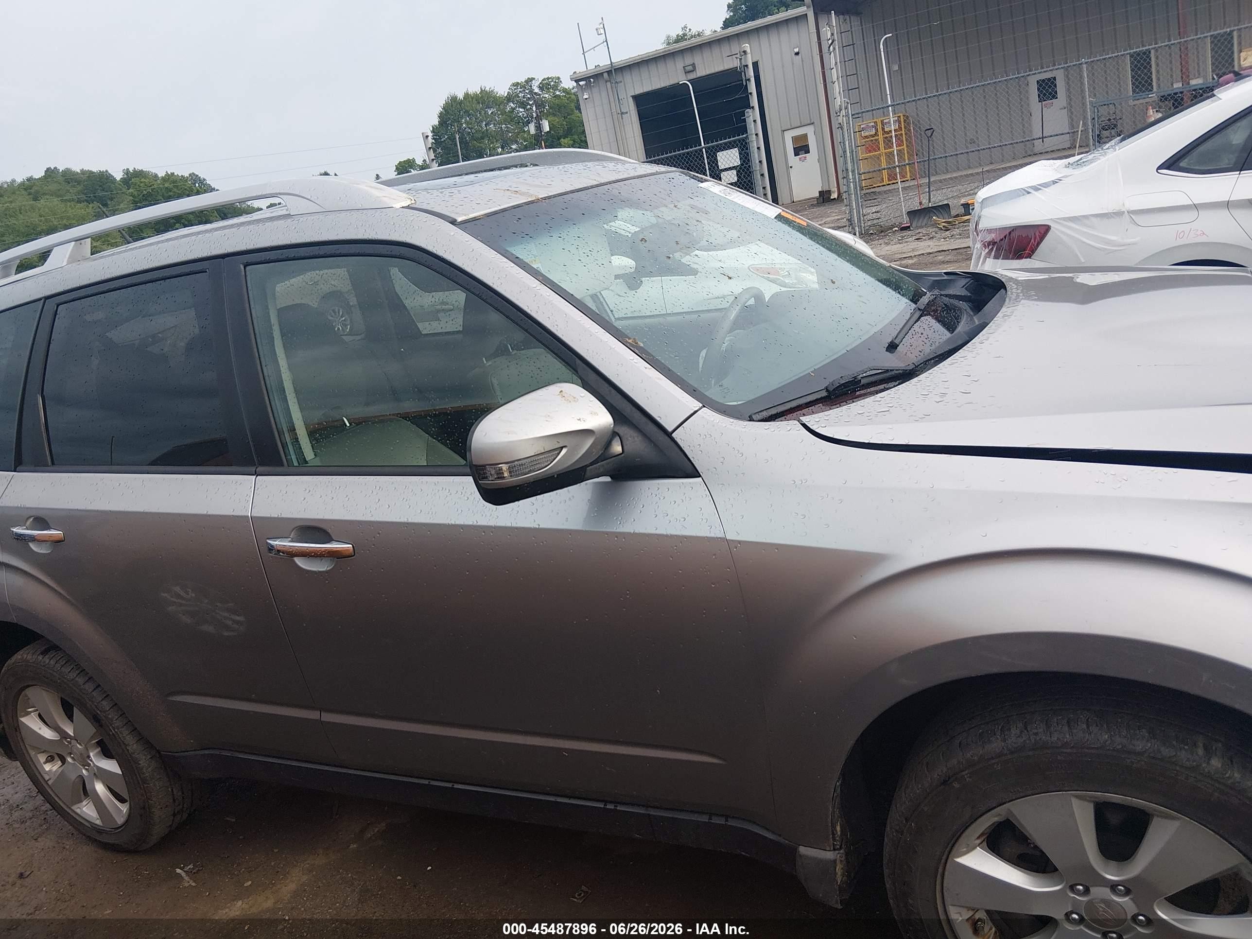 2011 Subaru Forester 2.5xt Touring Silver vin: JF2SHGGC2BH720643