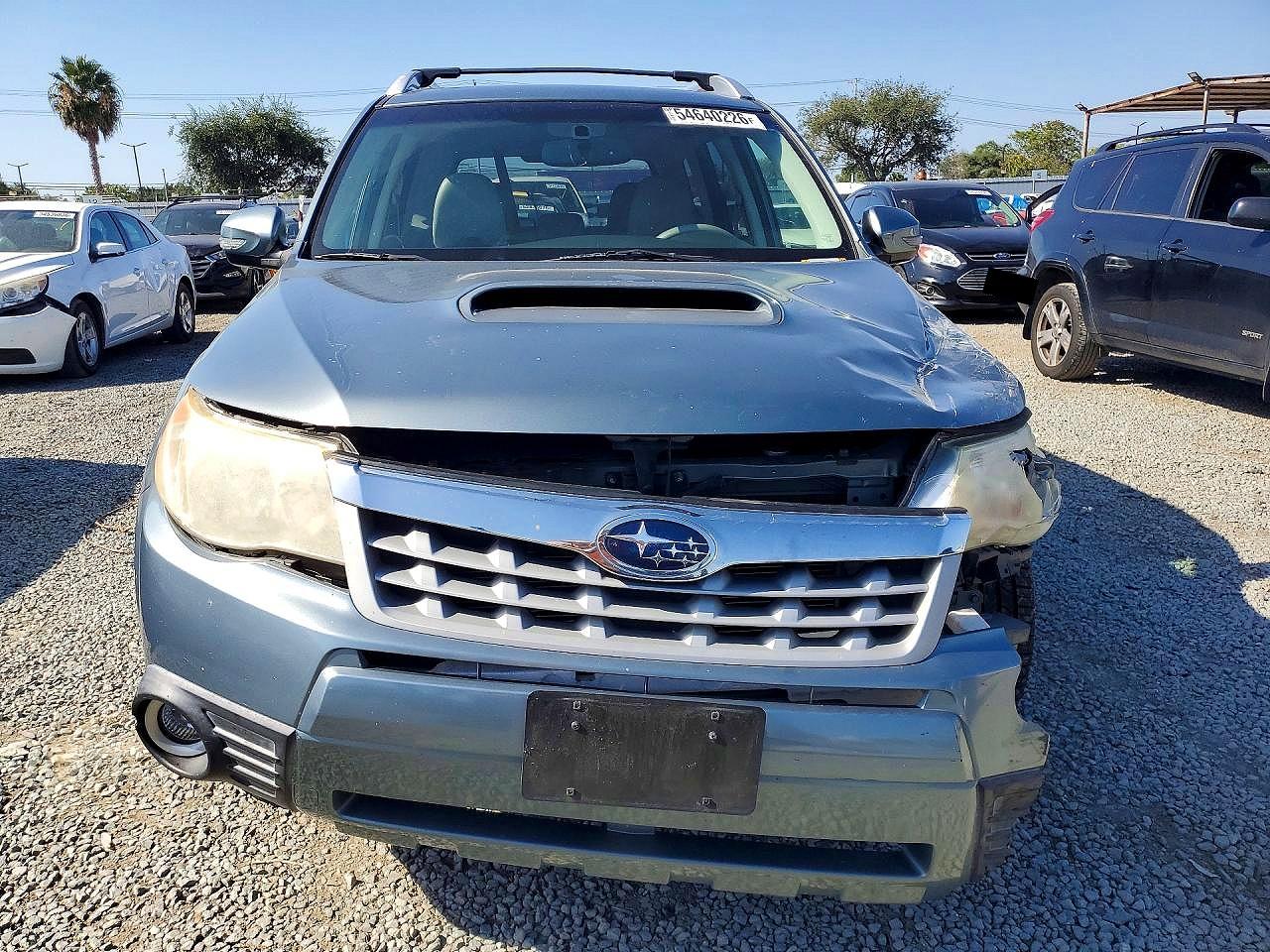 2011 Subaru Forester Touring Gray vin: JF2SHGGC4BH701088