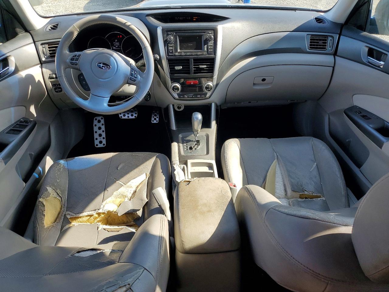 2011 Subaru Forester Touring Gray vin: JF2SHGGC4BH701088