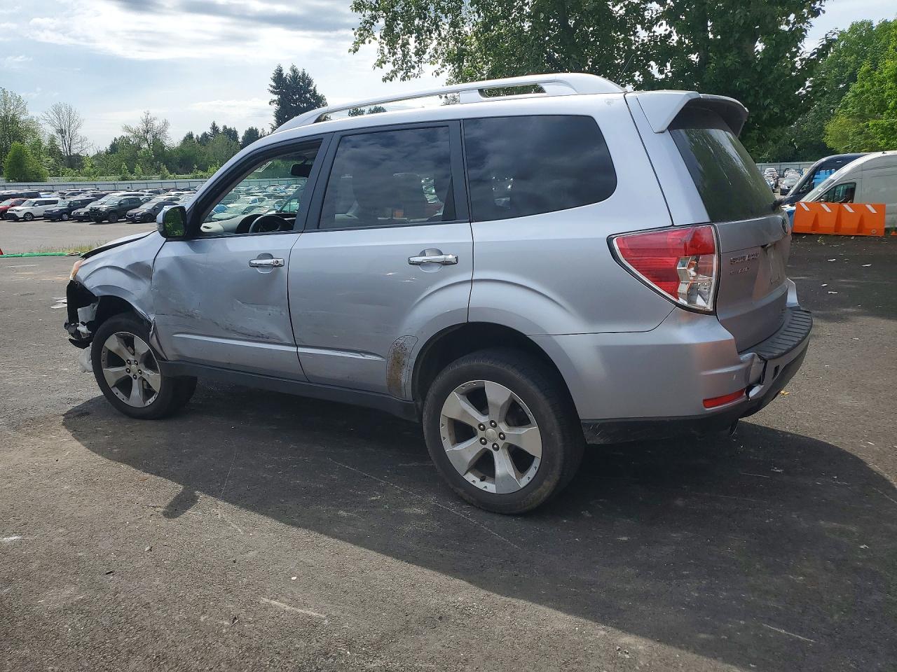 2013 Subaru Forester Touring Silver vin: JF2SHGGC6DH421997