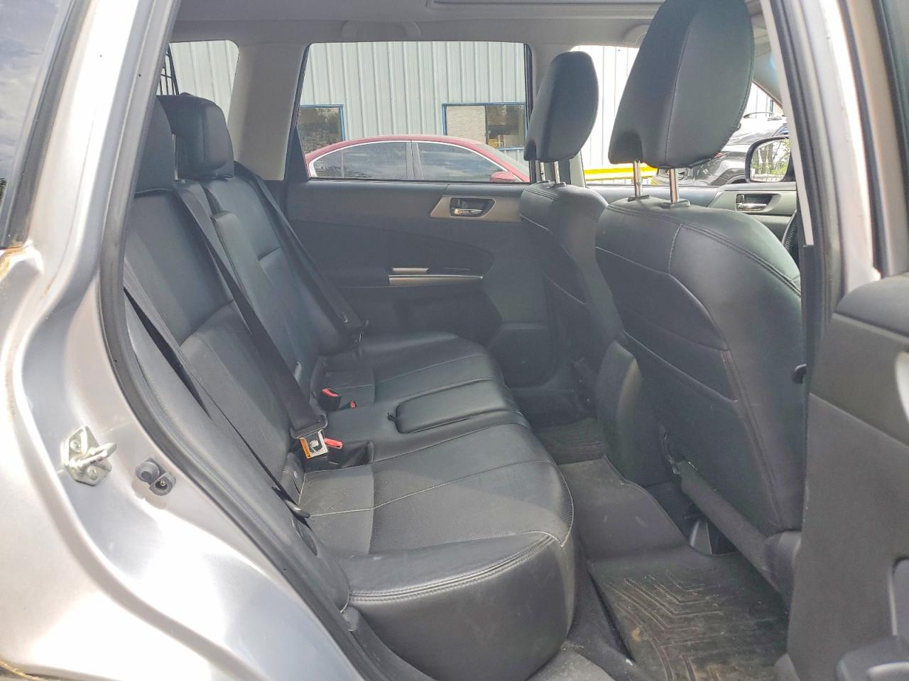 2013 Subaru Forester Touring Silver vin: JF2SHGGC6DH421997