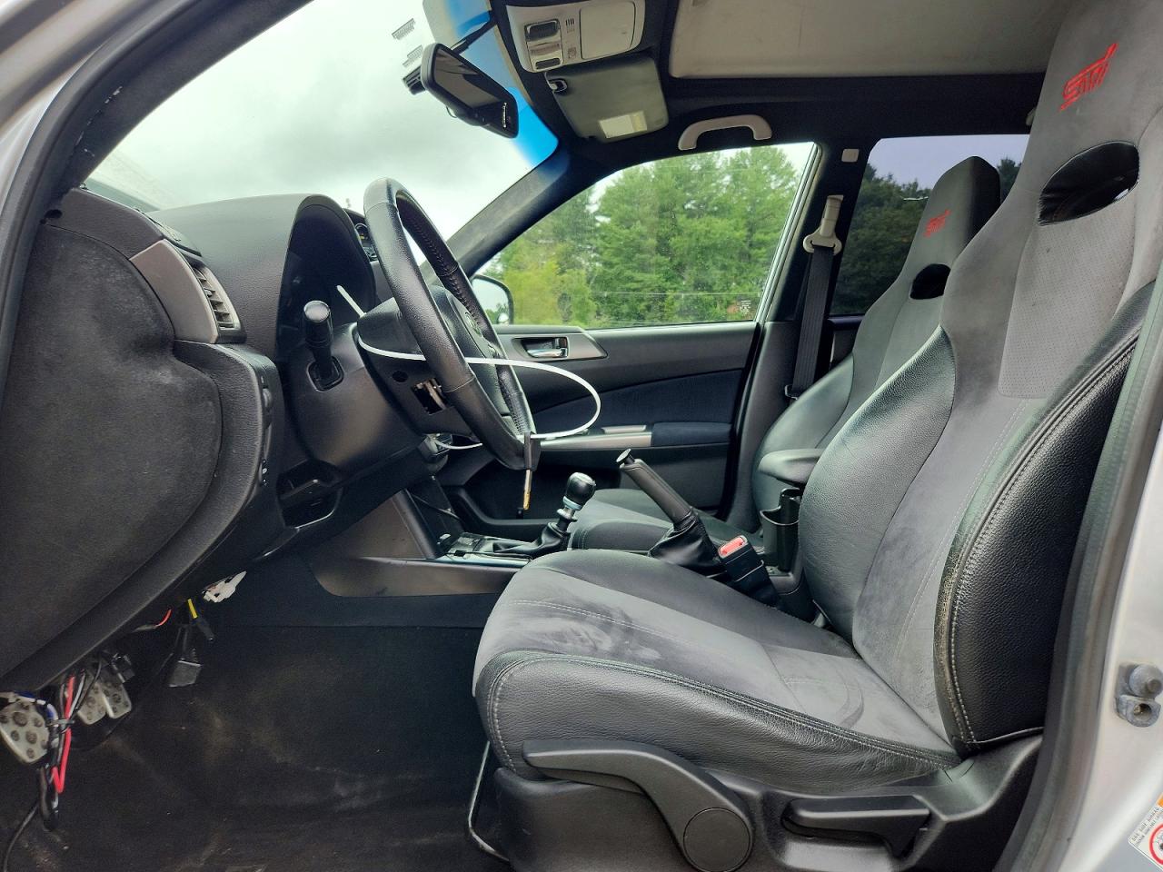 2013 Subaru Forester Touring Silver vin: JF2SHGGC7DH412953
