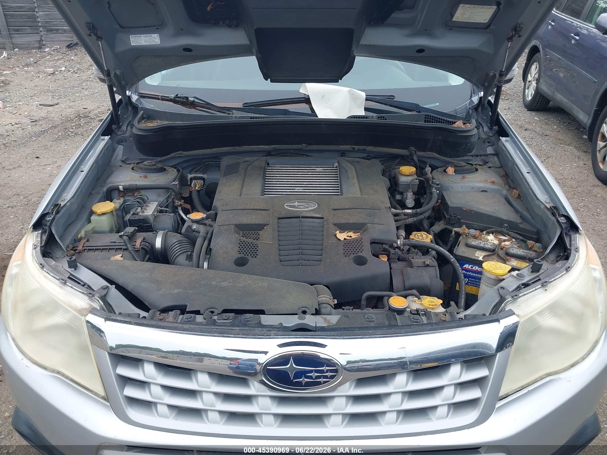 2011 Subaru Forester 2.5xt Touring Silver vin: JF2SHGGC9BH746009