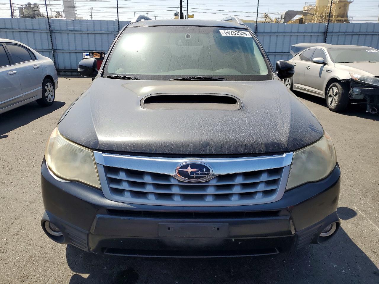2011 Subaru Forester Touring Charcoal vin: JF2SHGGC9BH772383