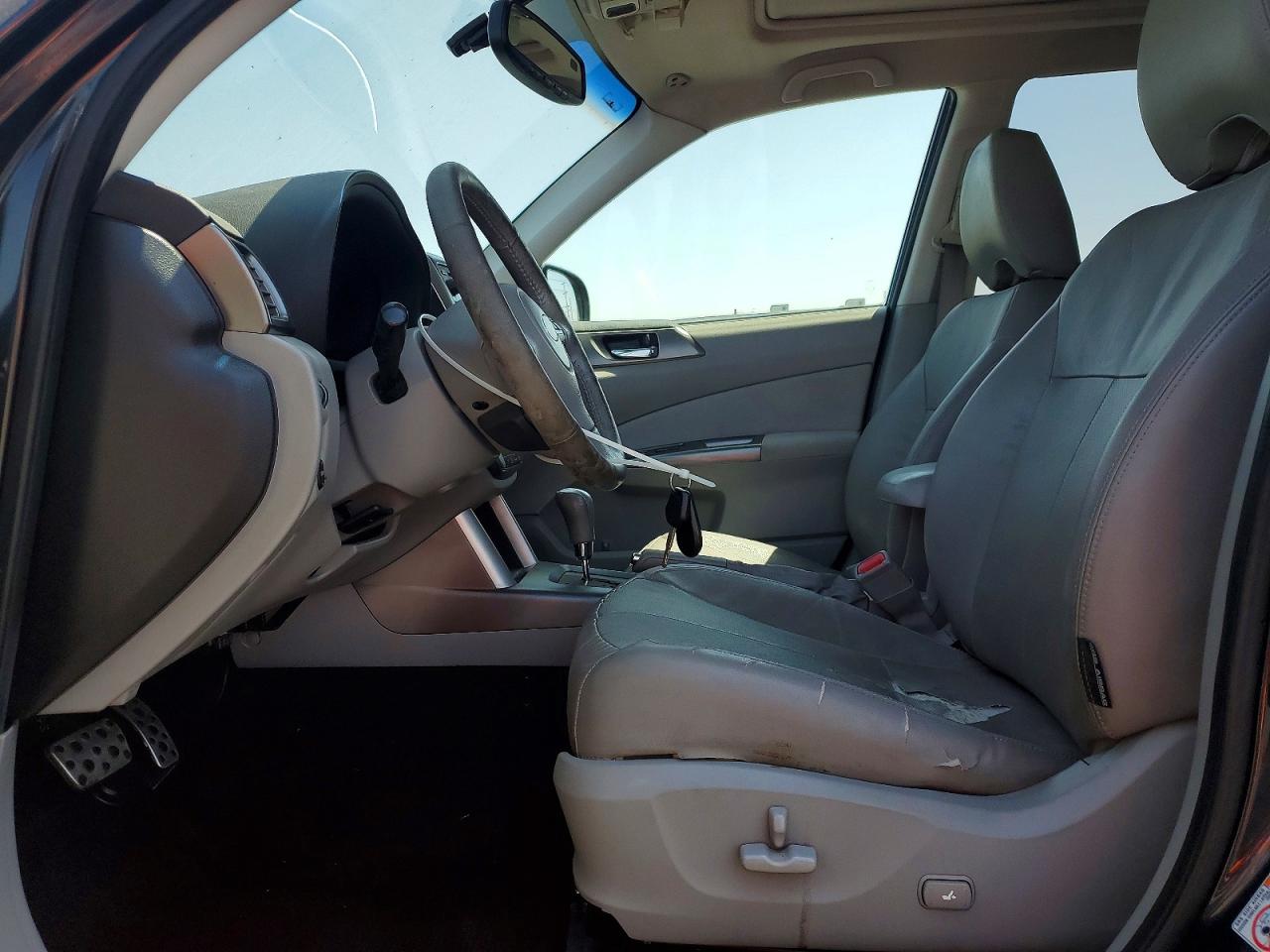 2011 Subaru Forester Touring Charcoal vin: JF2SHGGC9BH772383
