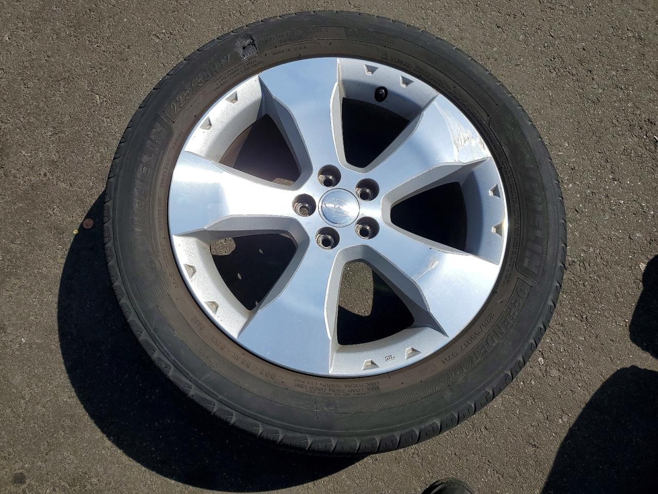 2011 Subaru Forester Touring Charcoal vin: JF2SHGGC9BH772383