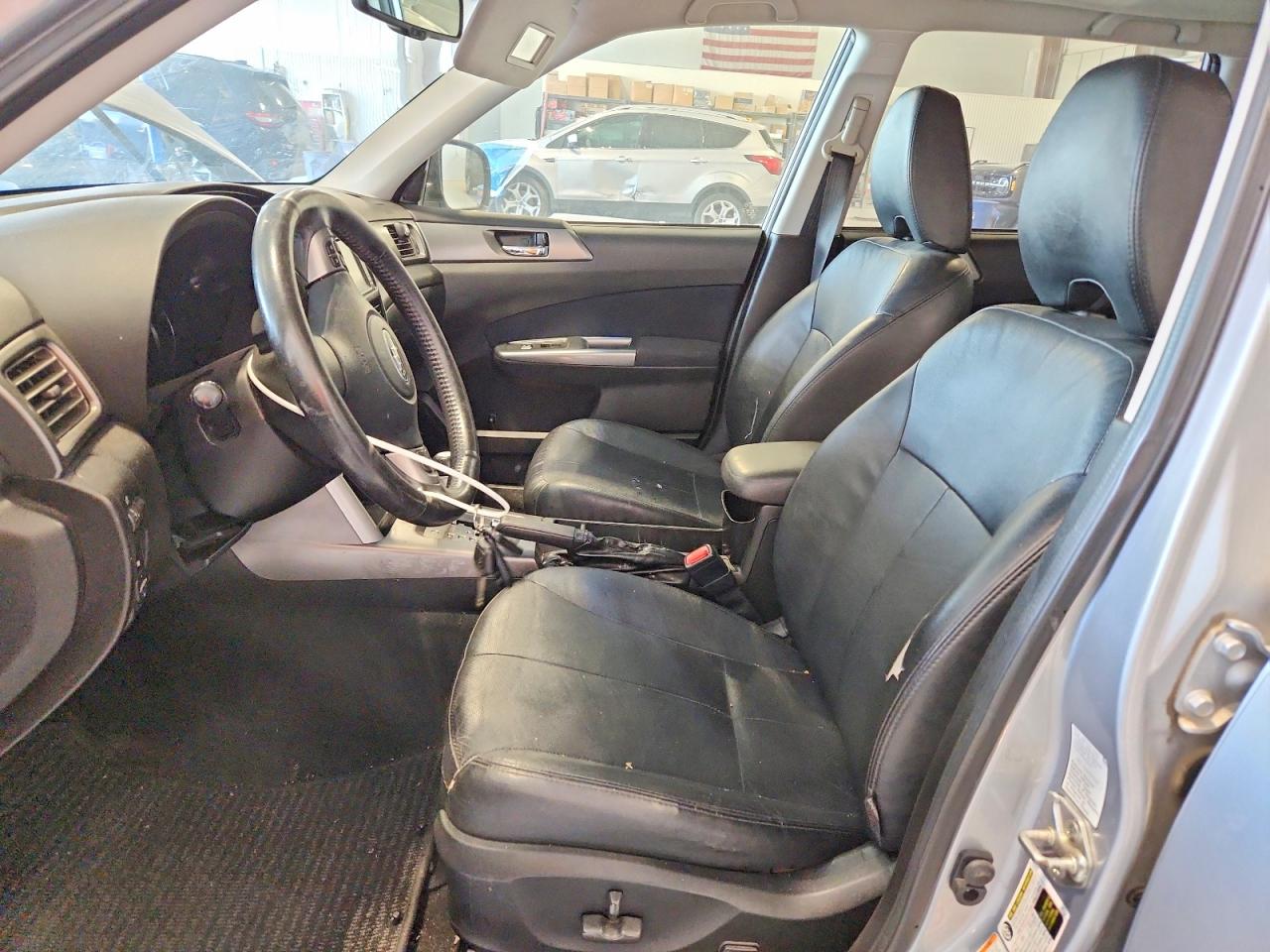 2013 Subaru Forester Touring Silver vin: JF2SHGHC3DH413290