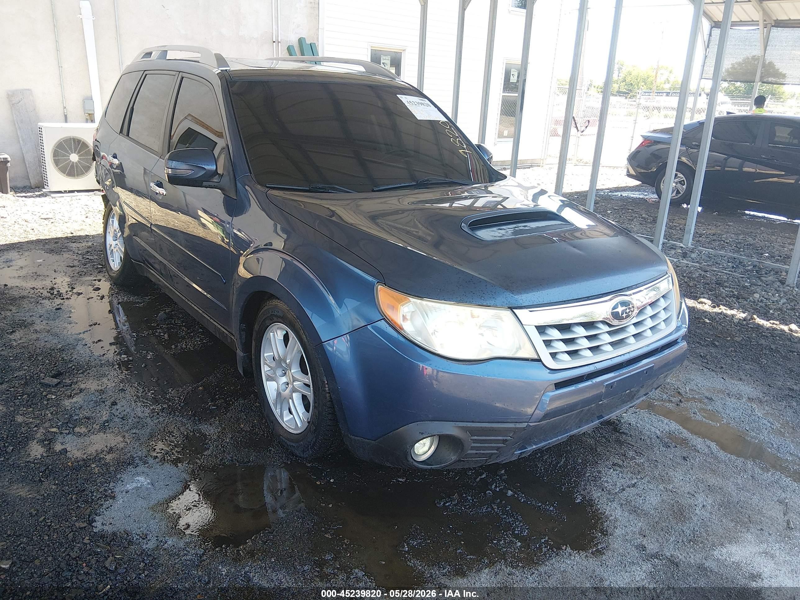 2012 Subaru Forester 2.5xt Touring Blue vin: JF2SHGHC6CH415629