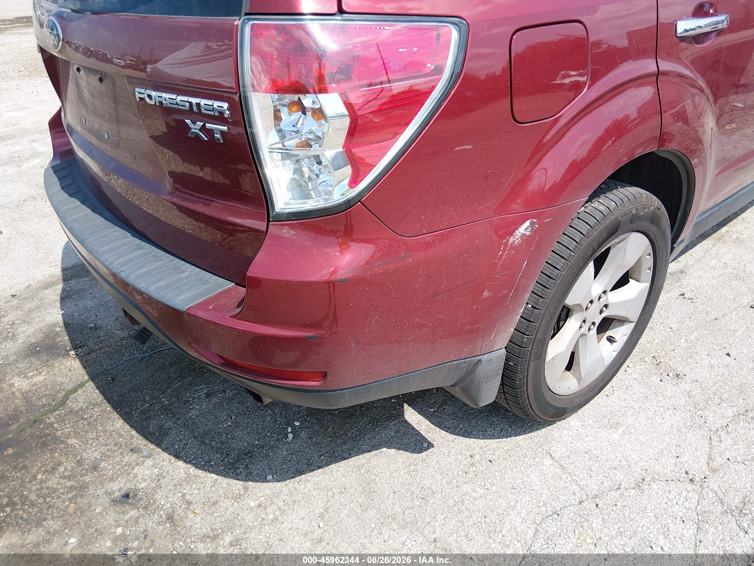 2011 Subaru Forester 2.5xt Touring Burgundy vin: JF2SHGHC9BH744131