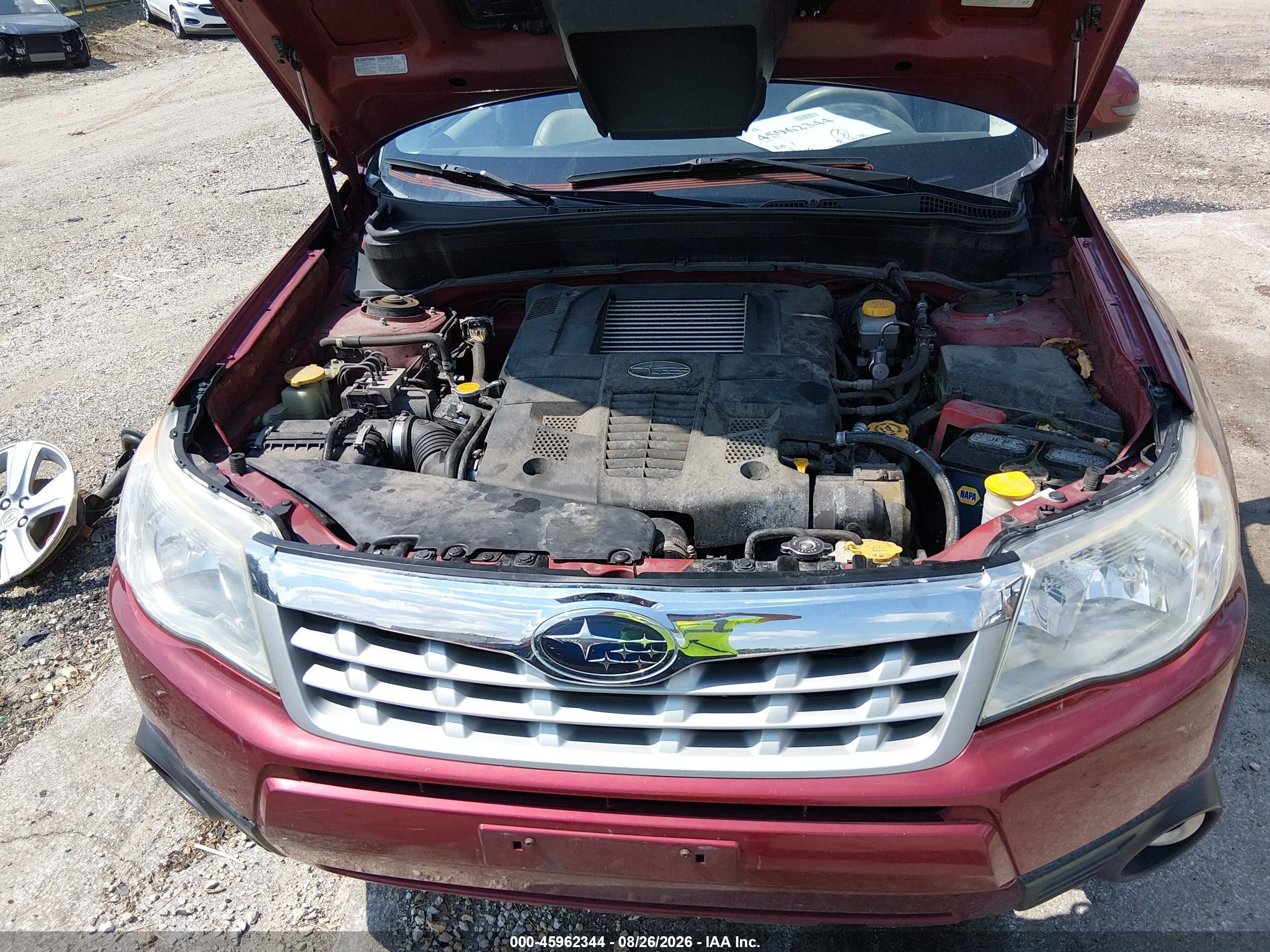 2011 Subaru Forester 2.5xt Touring Burgundy vin: JF2SHGHC9BH744131