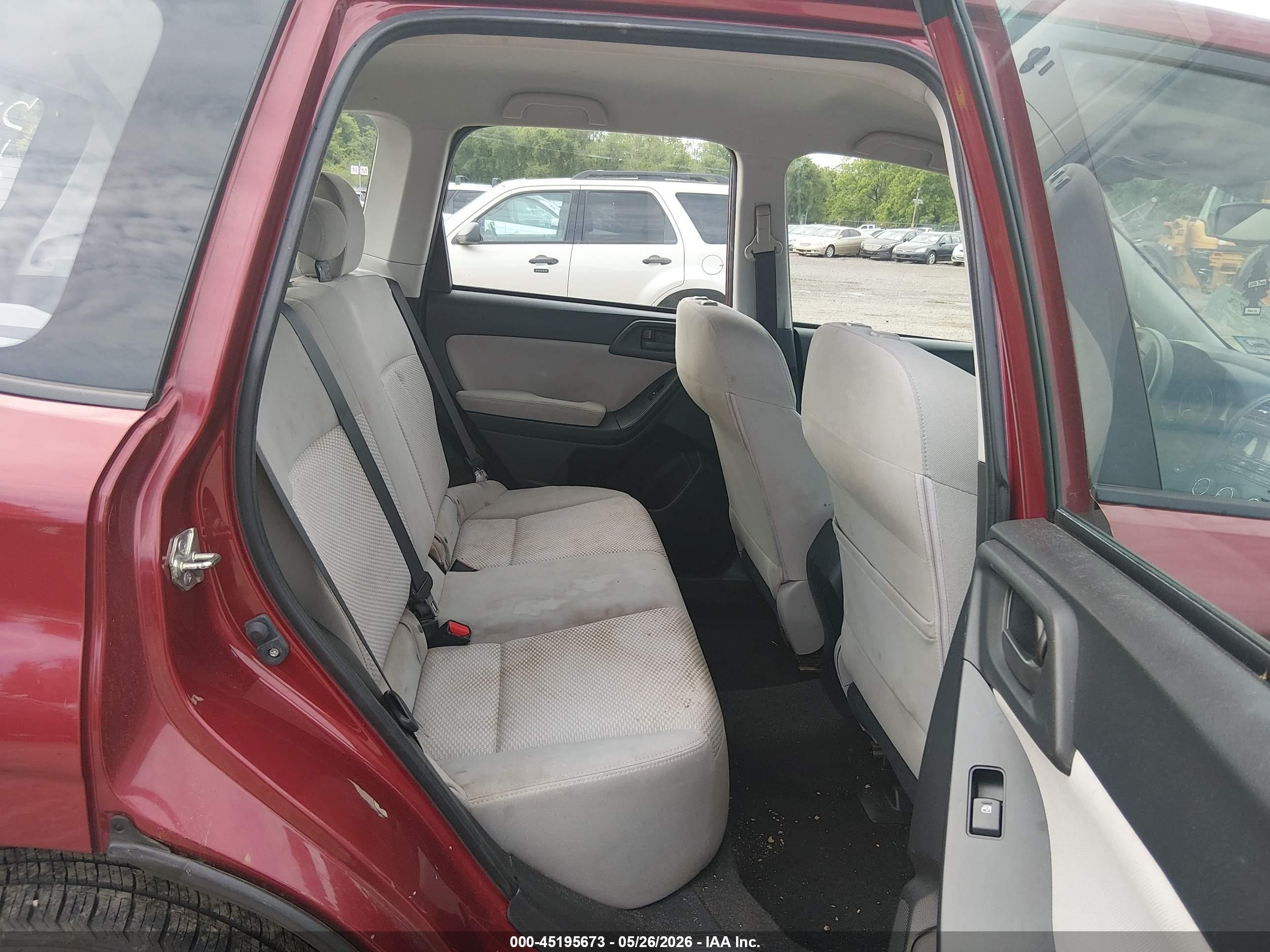 2014 Subaru Forester 2.5i Red vin: JF2SJAAC0EH406701