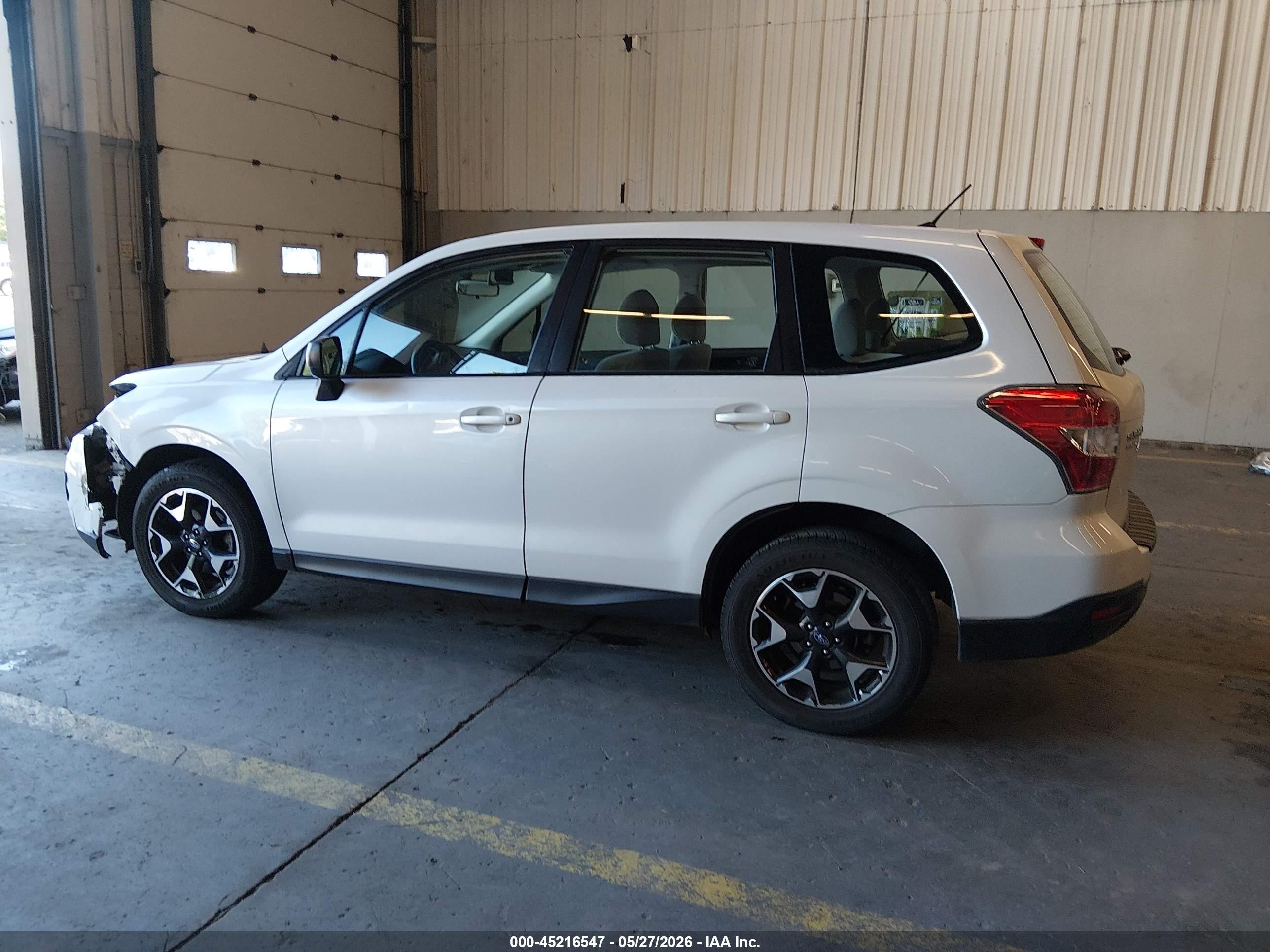 2014 Subaru Forester 2.5i Белый vin: JF2SJAAC0EH428066