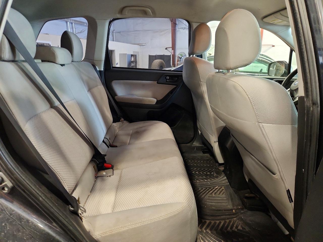 2014 Subaru Forester 2.5i Black vin: JF2SJAAC0EH435471