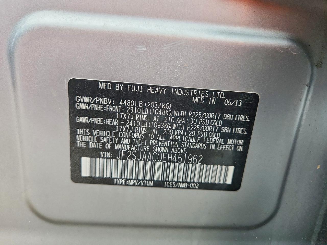 2014 Subaru Forester 2.5i Silver vin: JF2SJAAC0EH451962