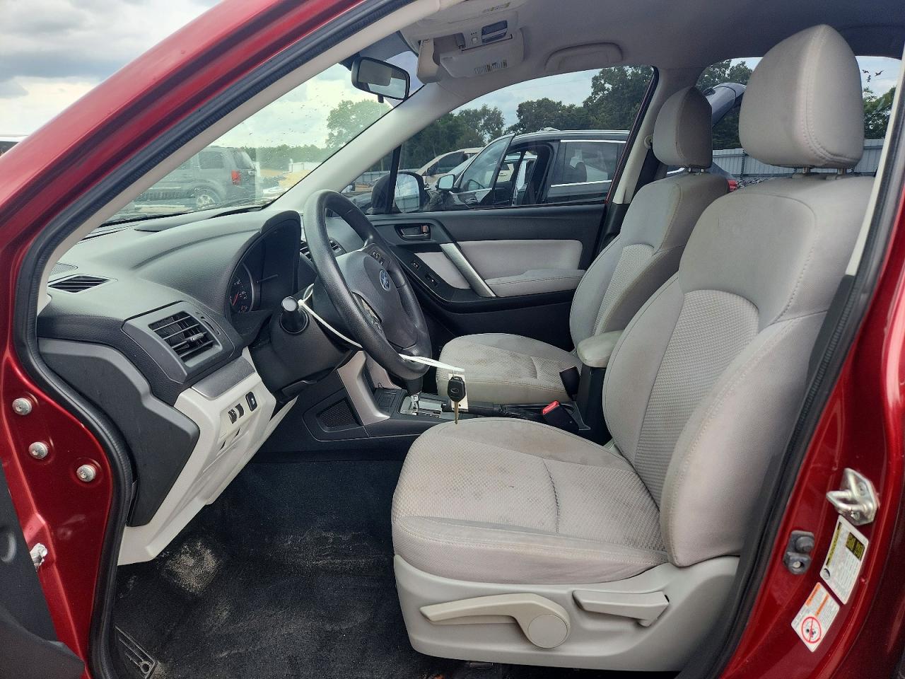2014 Subaru Forester 2.5i Red vin: JF2SJAAC0EH471547