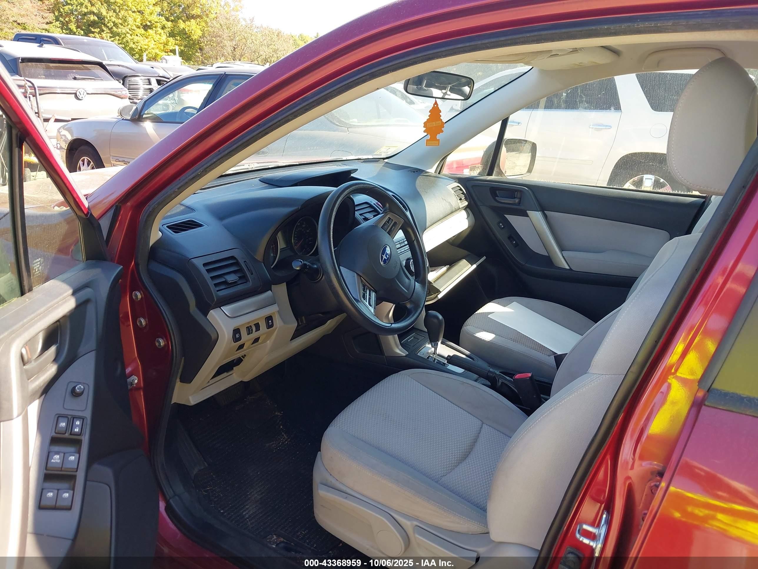 2014 Subaru Forester 2.5i Red vin: JF2SJAAC0EH488137