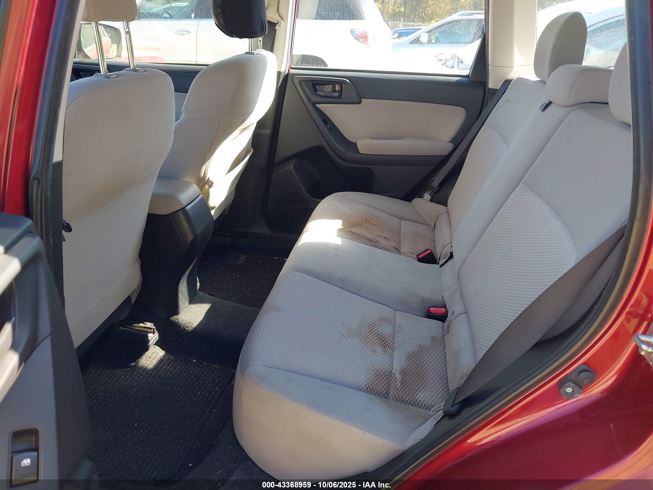 2014 Subaru Forester 2.5i Red vin: JF2SJAAC0EH488137