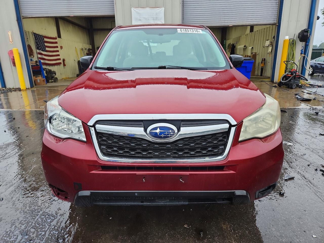 2014 Subaru Forester 2.5i Red vin: JF2SJAAC0EH507575