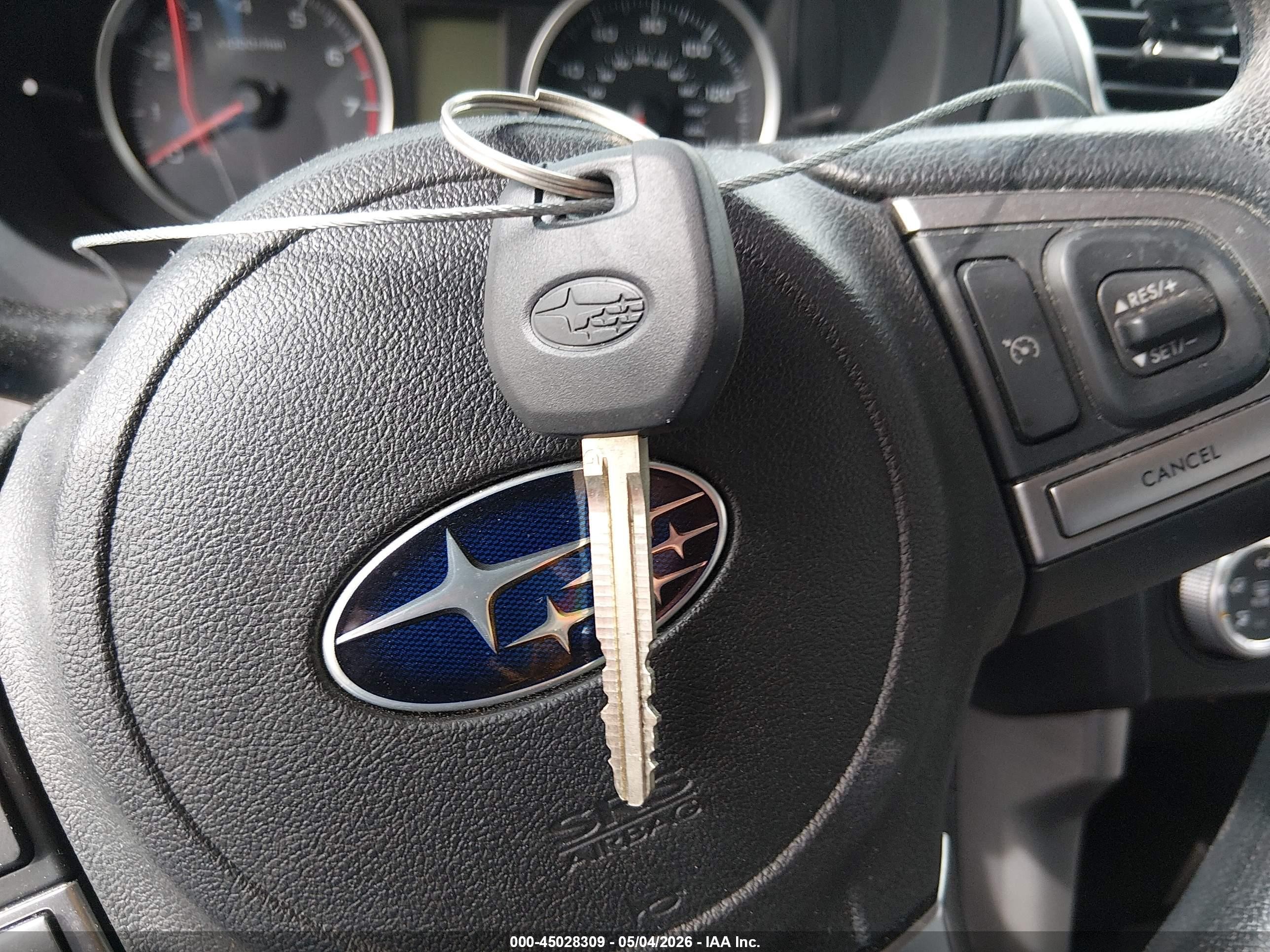 2018 Subaru Forester 2.5i White vin: JF2SJAAC0JH430507