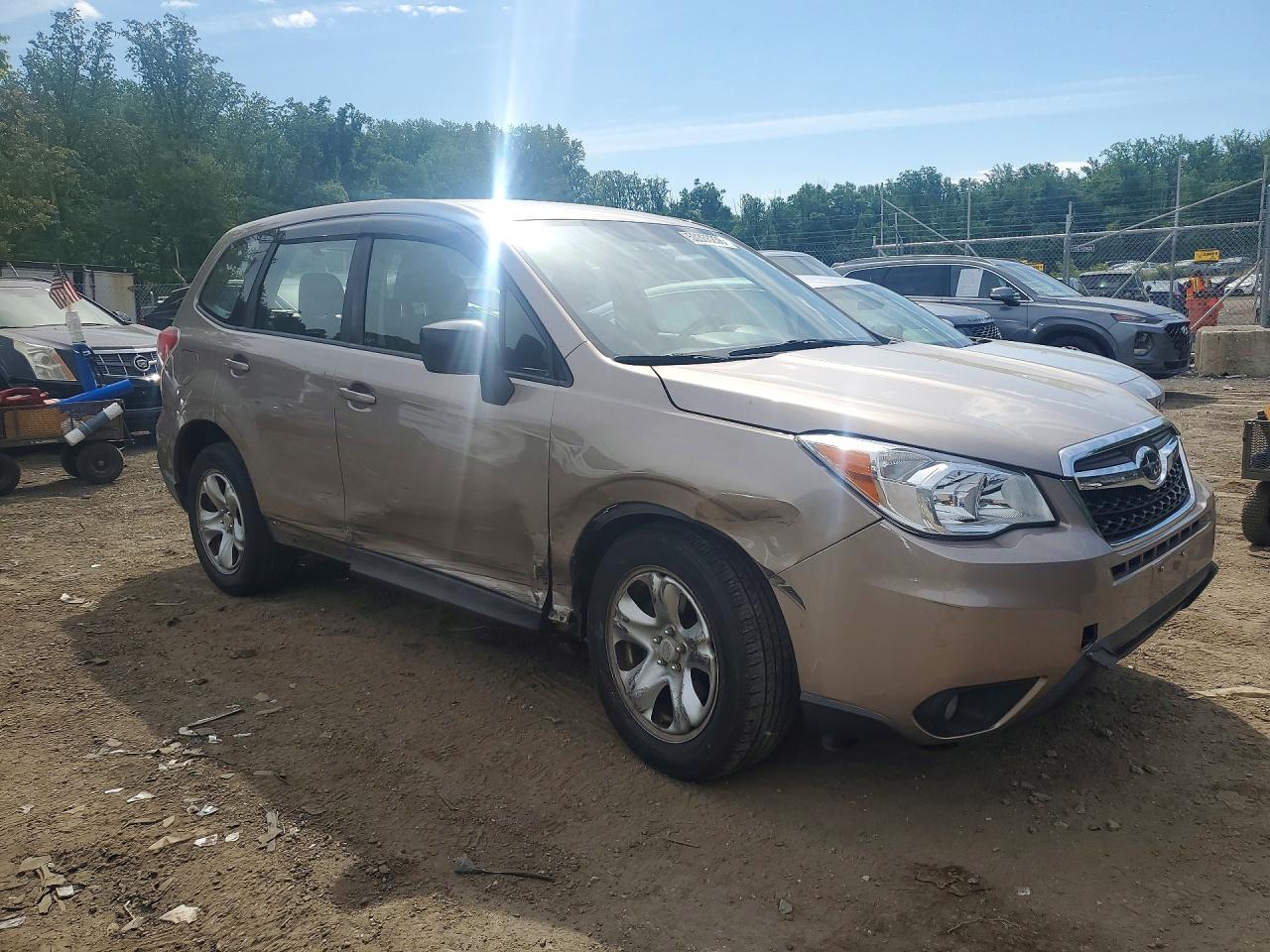 2014 Subaru Forester 2.5i Gold vin: JF2SJAAC1EH469659
