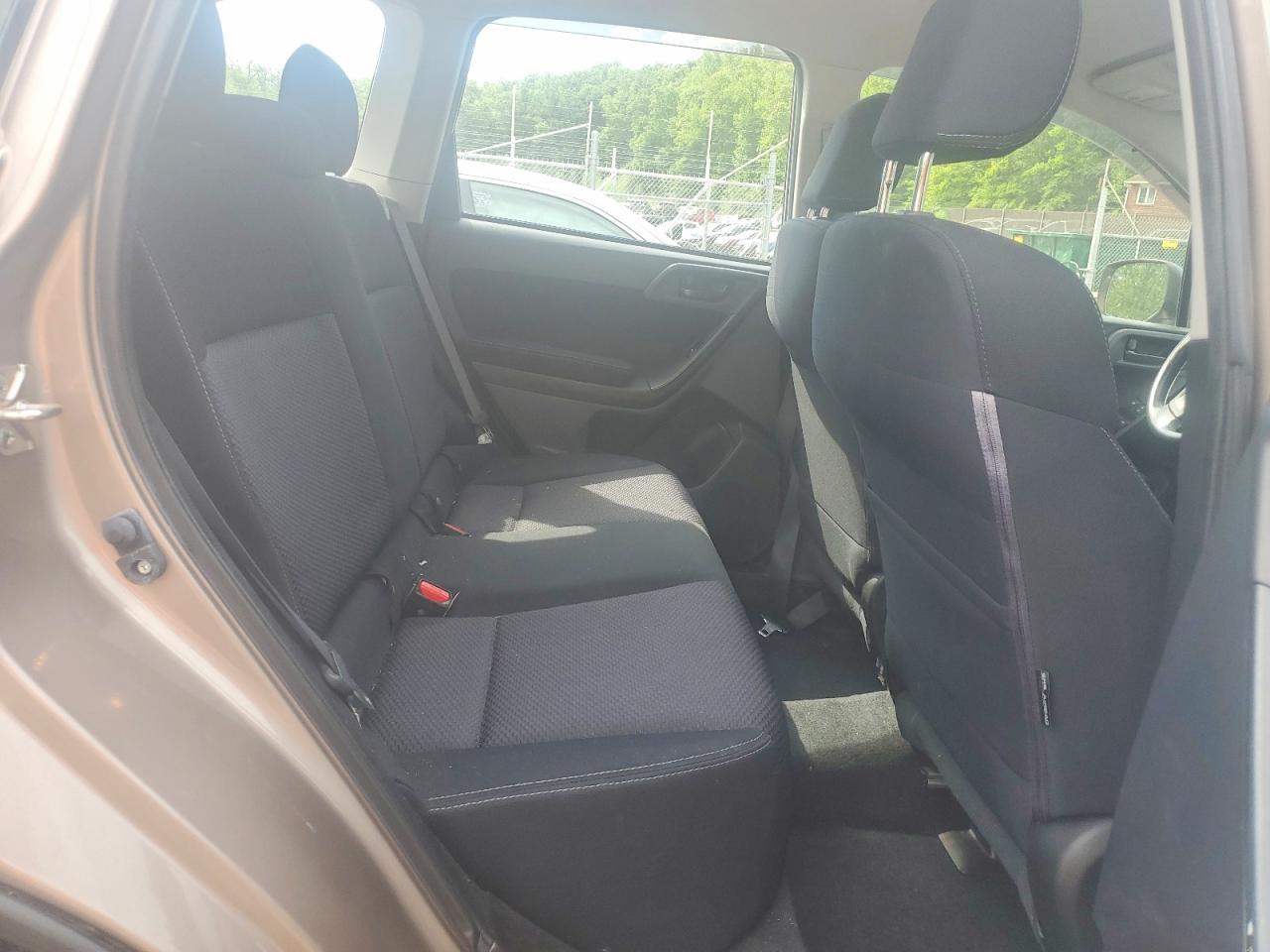 2014 Subaru Forester 2.5i Gold vin: JF2SJAAC1EH469659