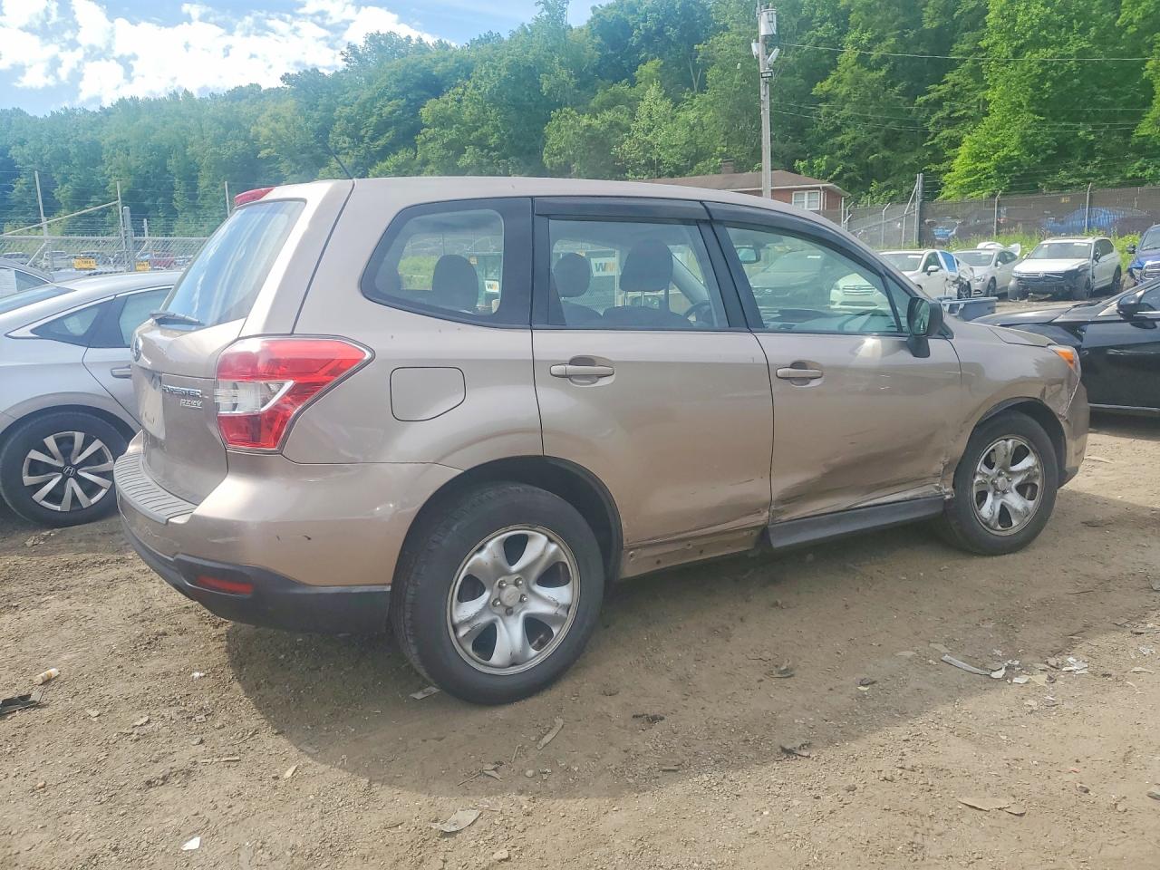 2014 Subaru Forester 2.5i Gold vin: JF2SJAAC1EH469659