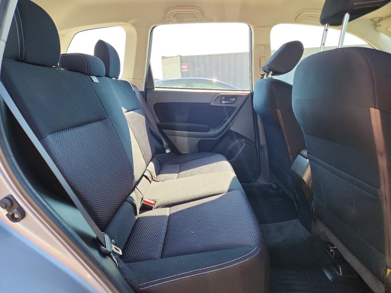2014 Subaru Forester 2.5i Серебряный vin: JF2SJAAC1EH480323