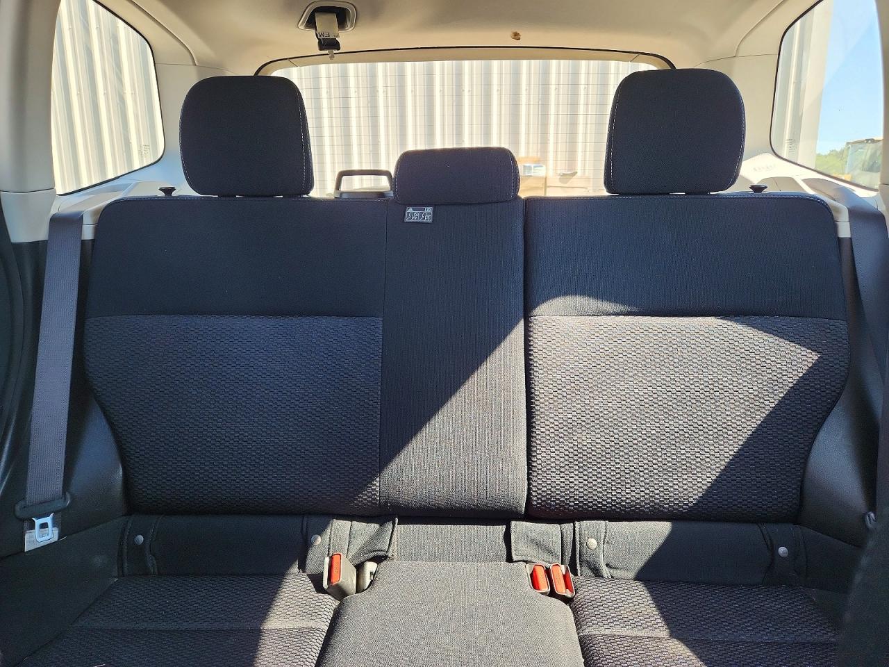 2014 Subaru Forester 2.5i Серебряный vin: JF2SJAAC1EH480323
