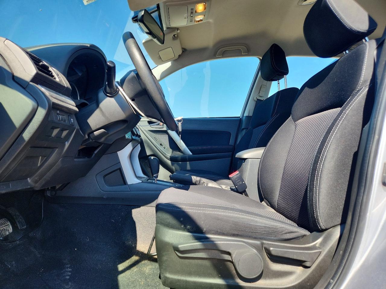 2014 Subaru Forester 2.5i Серебряный vin: JF2SJAAC1EH480323