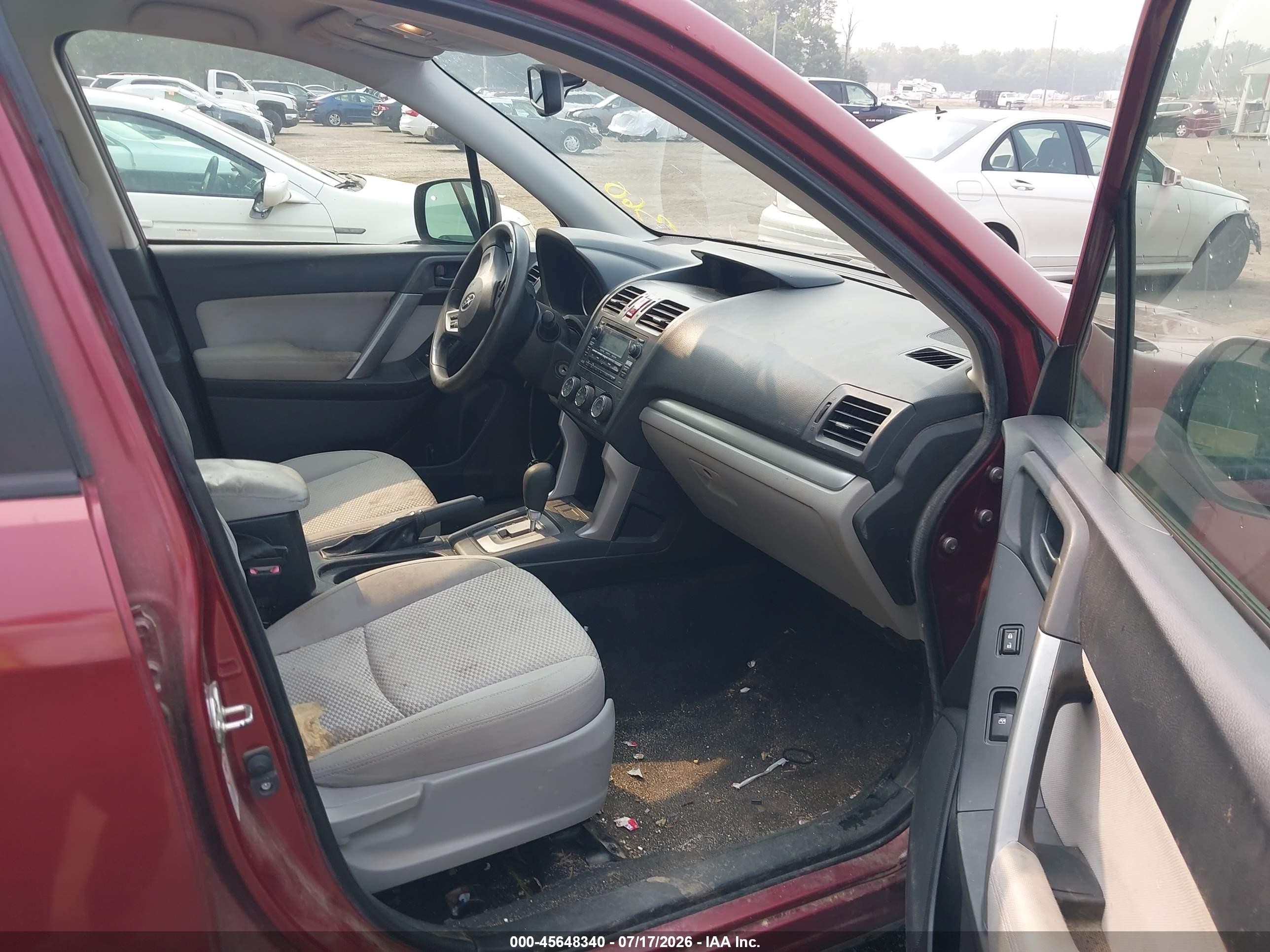 2014 Subaru Forester 2.5i Burgundy vin: JF2SJAAC1EH521078