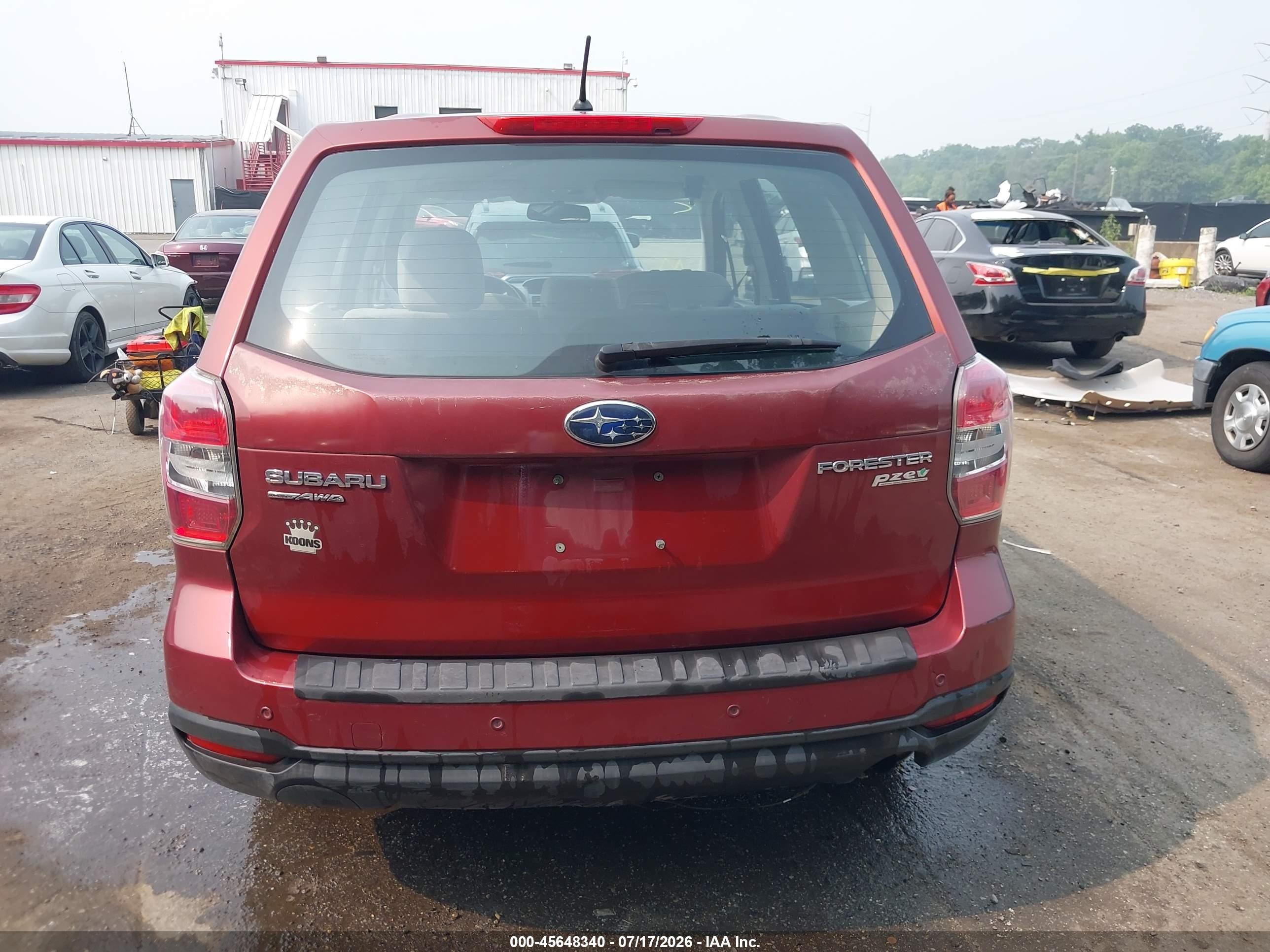2014 Subaru Forester 2.5i Burgundy vin: JF2SJAAC1EH521078