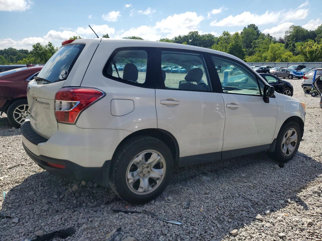 2014 Subaru Forester 2.5i White vin: JF2SJAAC1EH525843