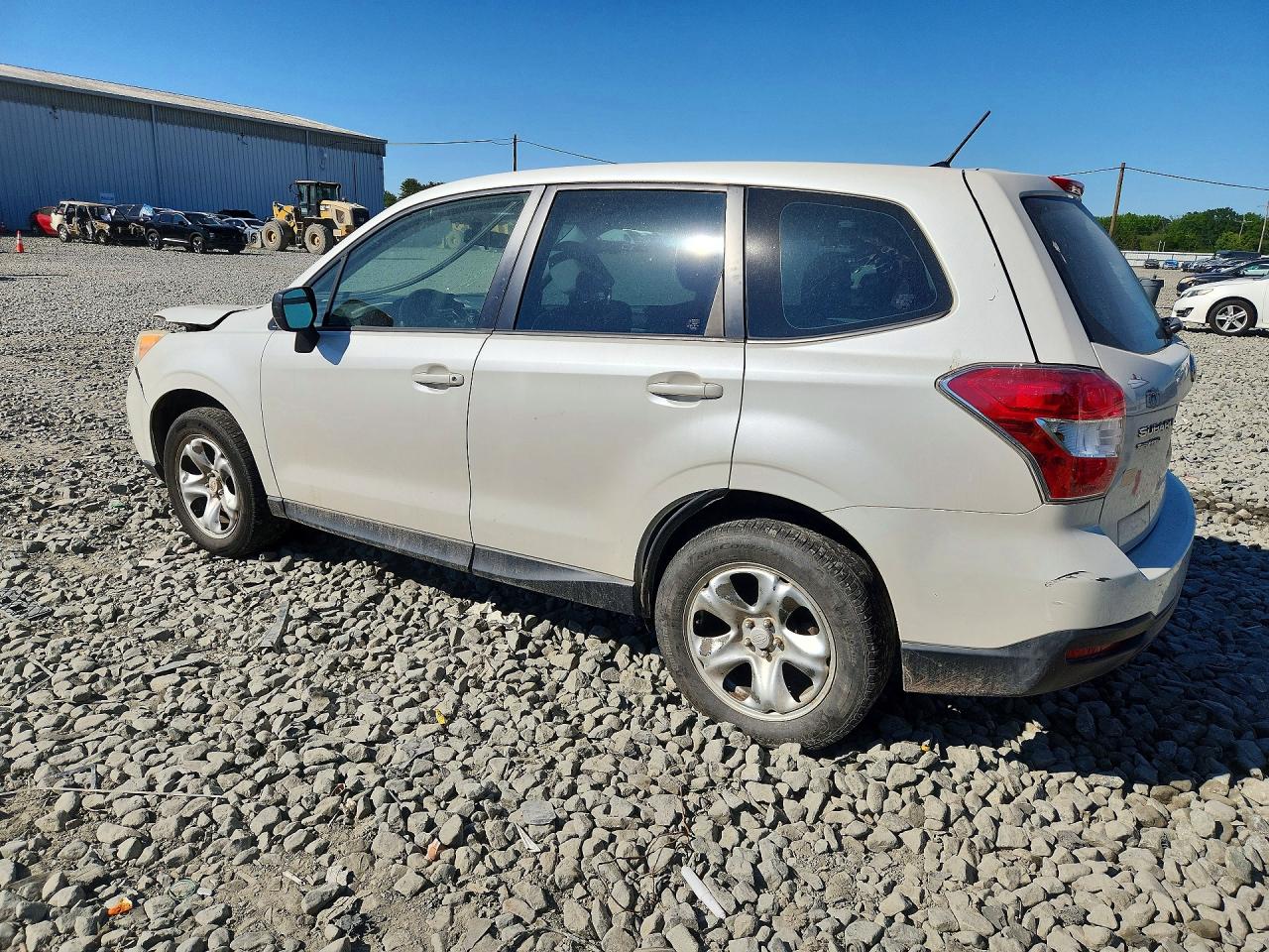 2015 Subaru Forester 2.5i Белый vin: JF2SJAAC1FG443604