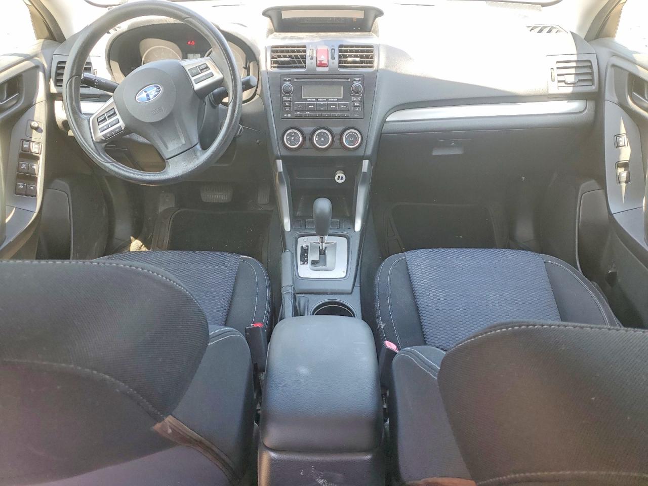 2014 Subaru Forester 2.5i Silver vin: JF2SJAAC2EH411995