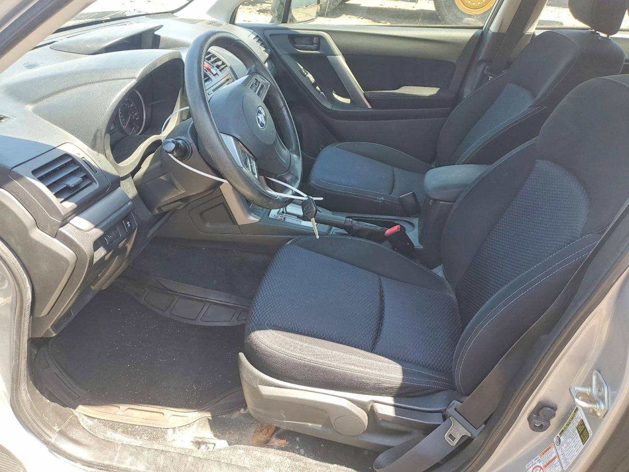 2014 Subaru Forester 2.5i Silver vin: JF2SJAAC2EH411995
