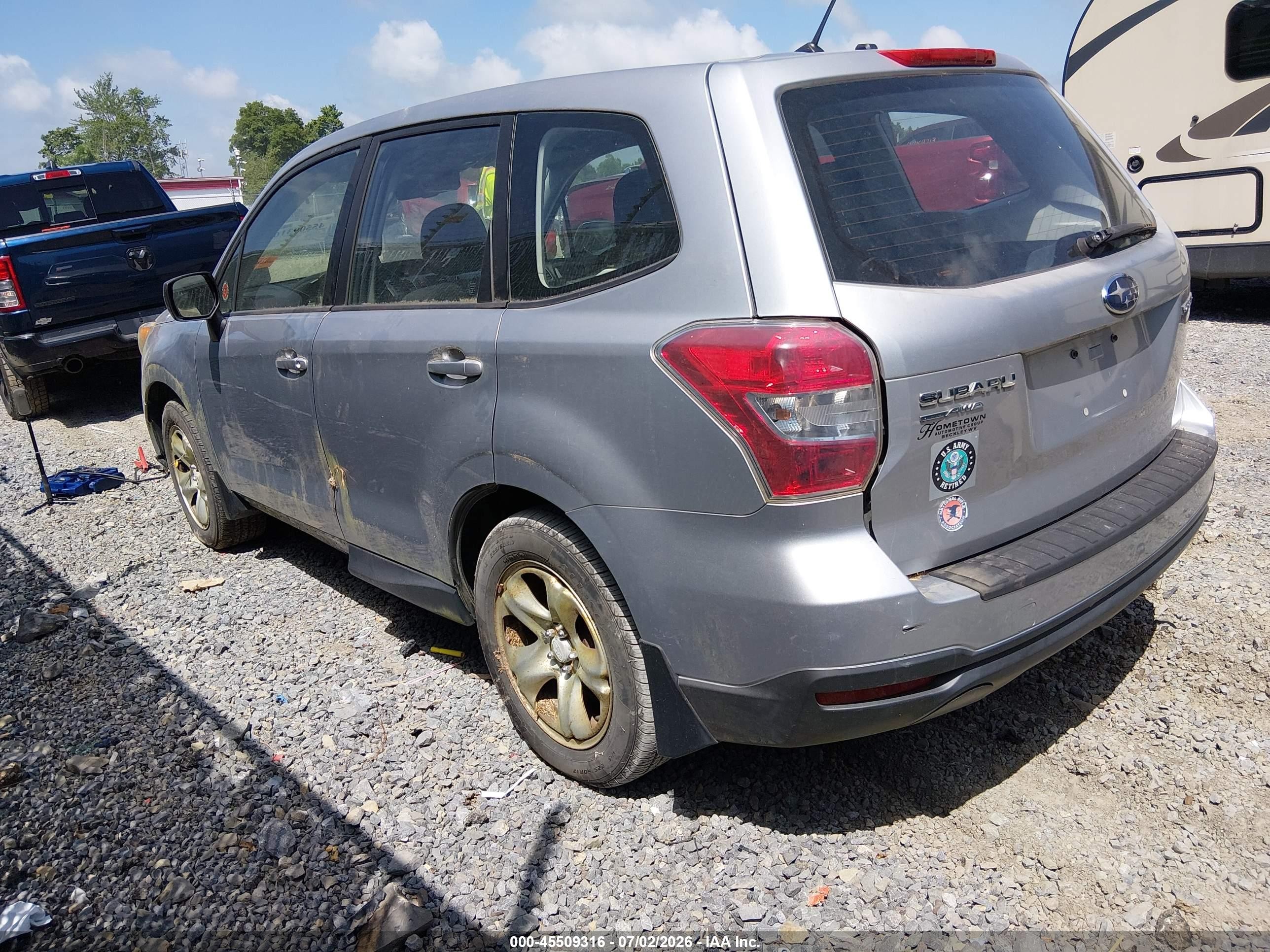 2014 Subaru Forester 2.5i Серебряный vin: JF2SJAAC2EH412497