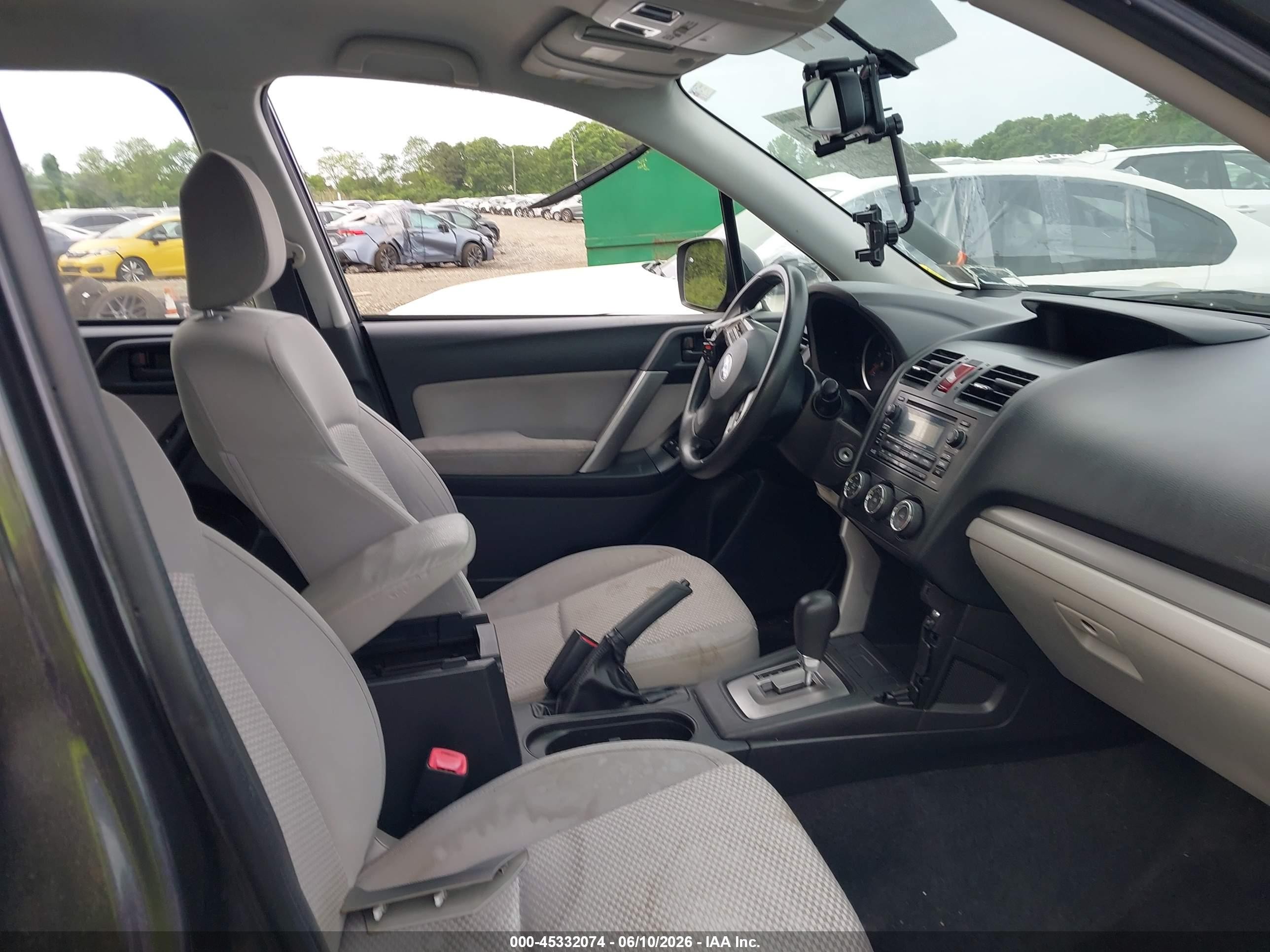 2014 Subaru Forester 2.5i Серый vin: JF2SJAAC2EH465037