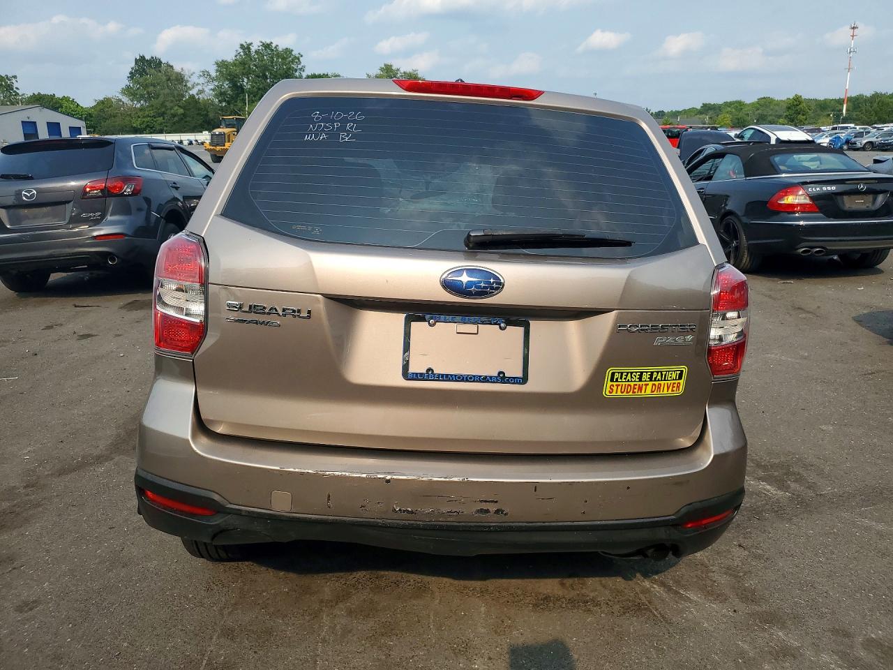 2014 Subaru Forester 2.5i Tan vin: JF2SJAAC2EH508758