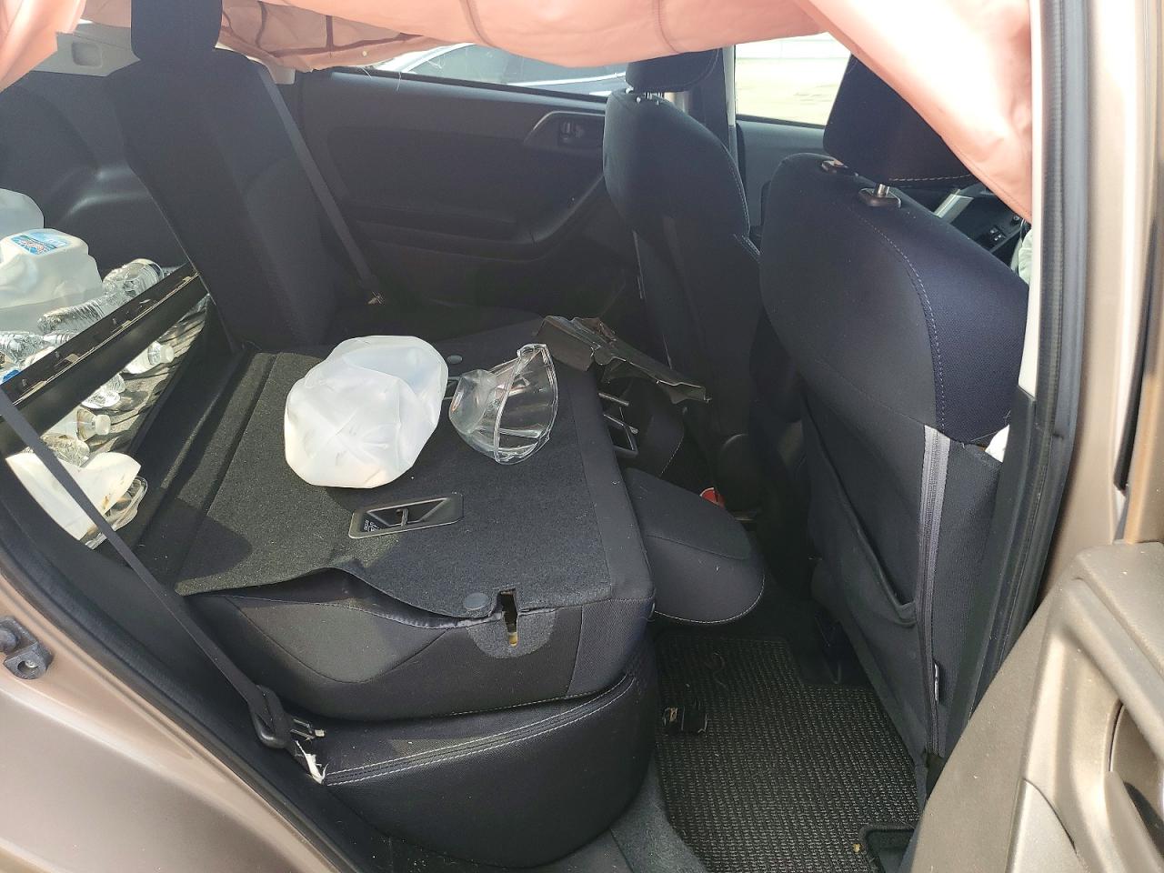 2014 Subaru Forester 2.5i Tan vin: JF2SJAAC2EH508758