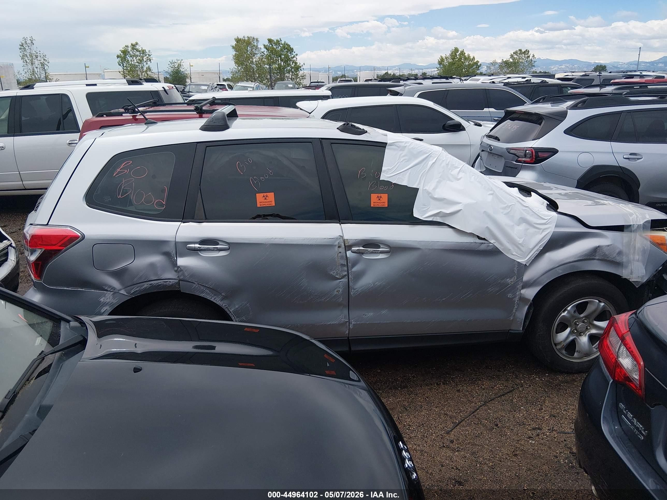 2014 Subaru Forester 2.5i Silver vin: JF2SJAAC2EH512812