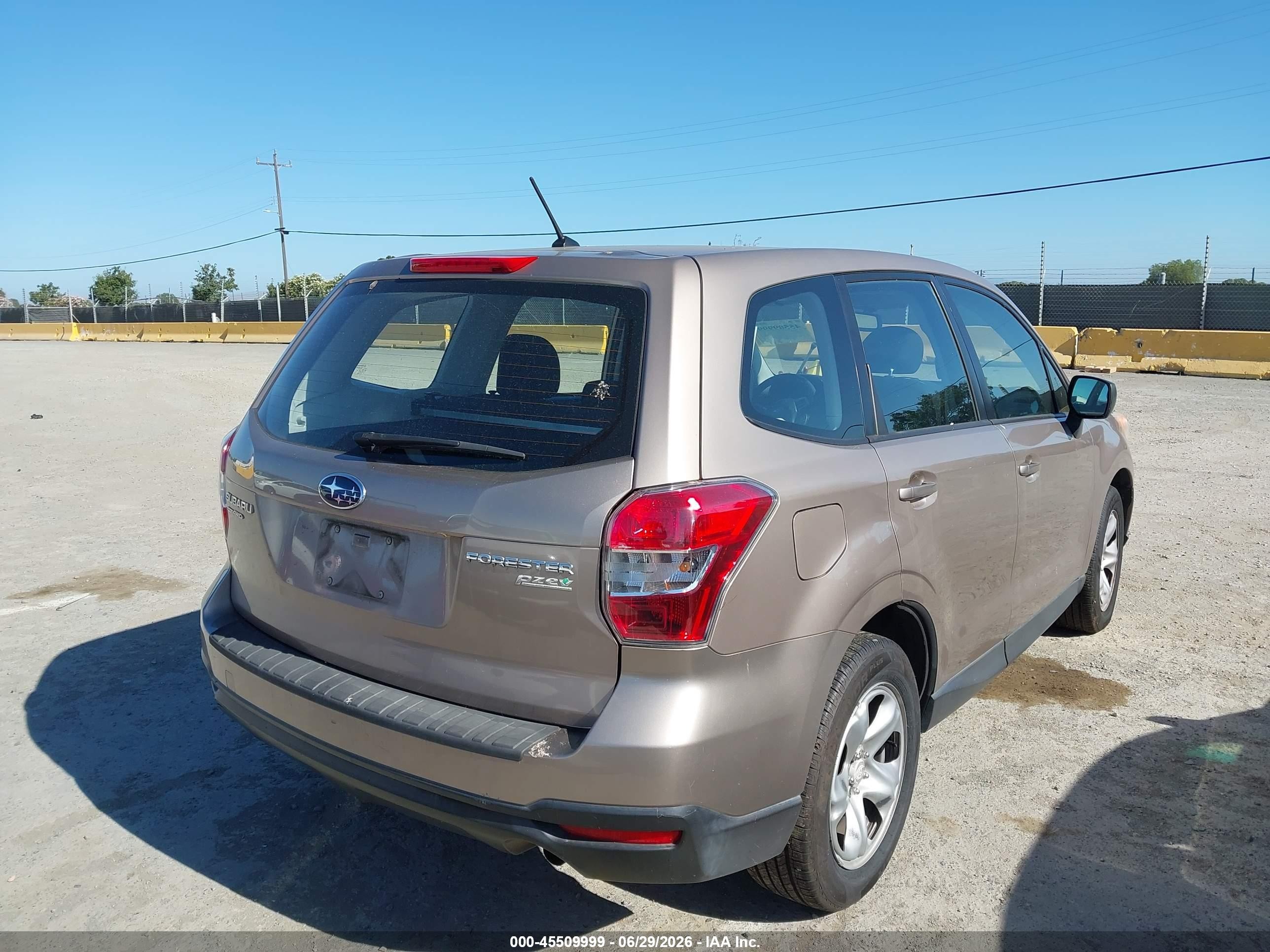 2014 Subaru Forester 2.5i Brown vin: JF2SJAAC2EH530954
