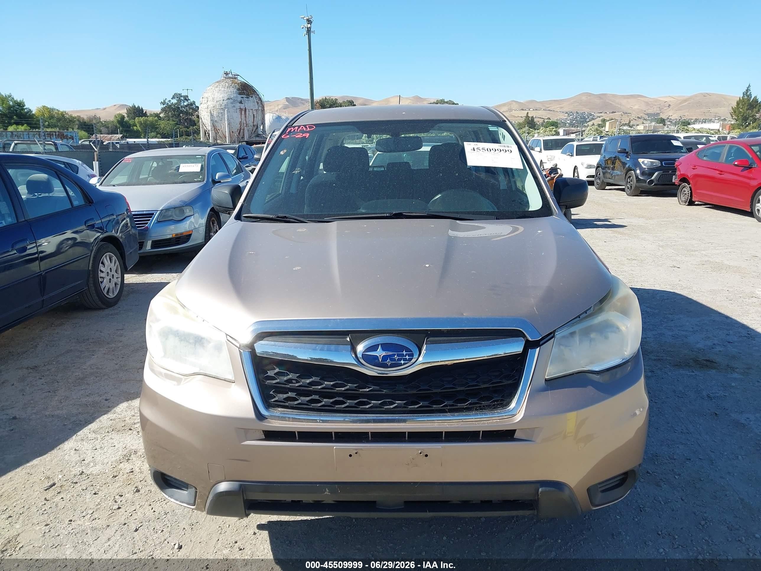 2014 Subaru Forester 2.5i Brown vin: JF2SJAAC2EH530954